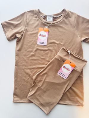 RTS 6 • Classic Tee + Bikers