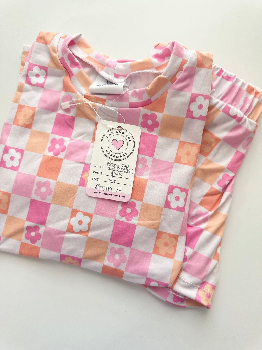 4T • BOXY TEE AND BOY SHORTS